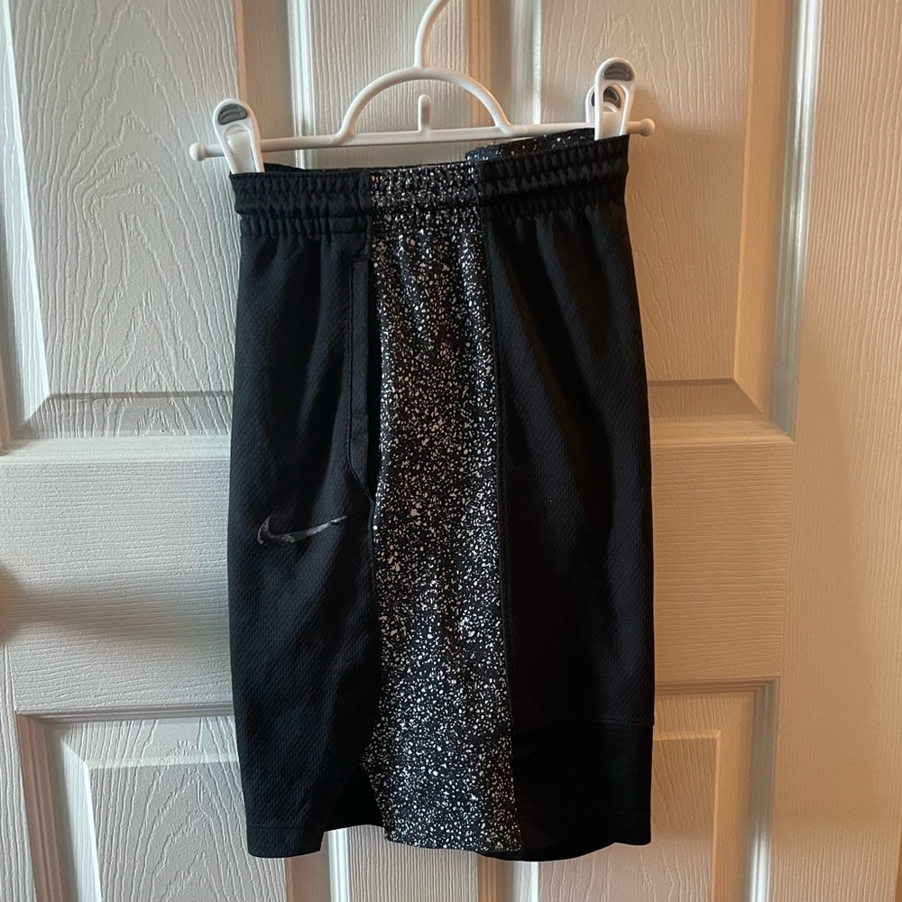Women’s Nike Elite Basketball Shorts